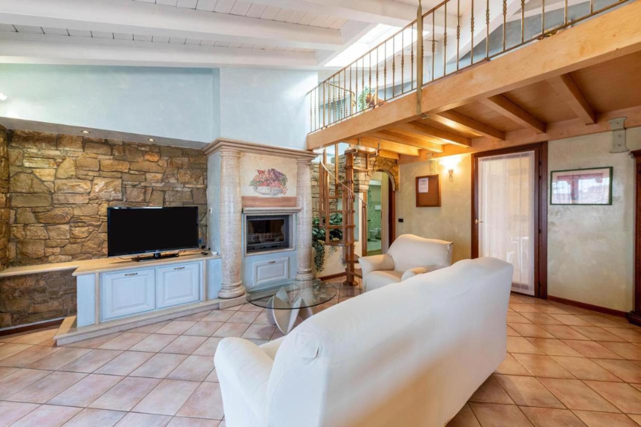 Casa Vacanze Baccolo Polpenazze del Garda Extérieur photo